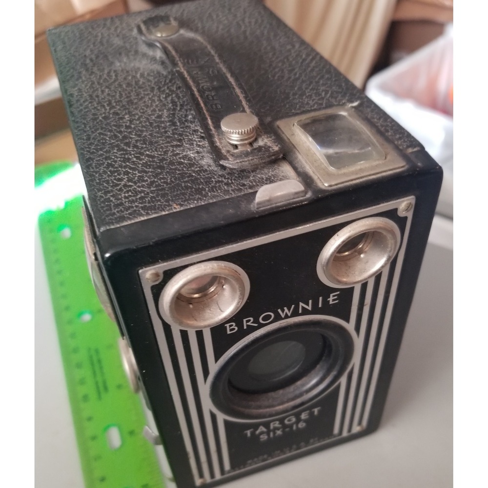 Kodak Brownie Target Six-16 Box Camera – Art Deco Design – Untested Shutter Work